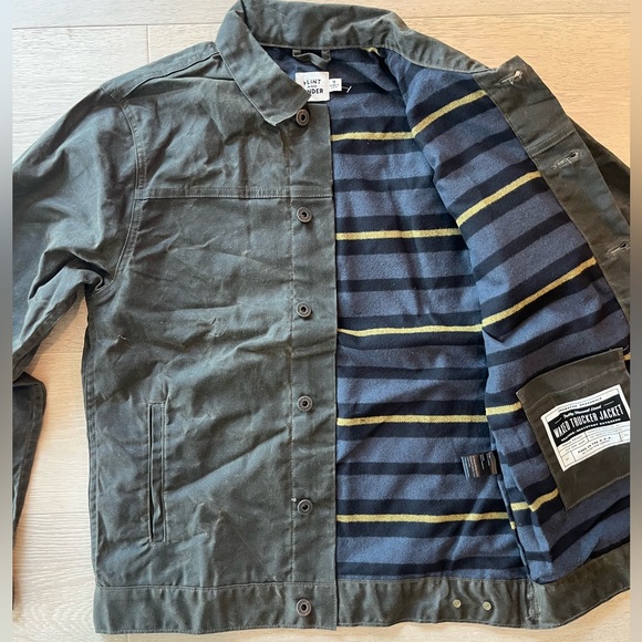 New. FLINT AND TINDER flannel Lined Wax Trucker- forest - Picture 4 of 4